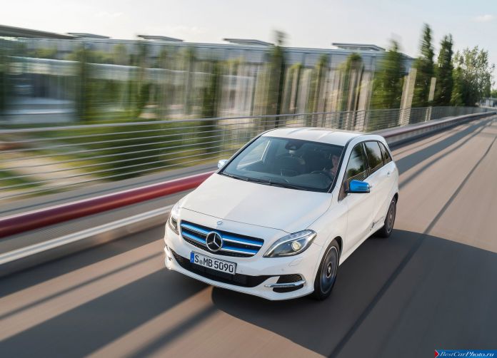 2015 Mercedes-Benz B-Class - фотография 7 из 45 2015 Mercedes-Benz B-Class - фотография 7 из 45