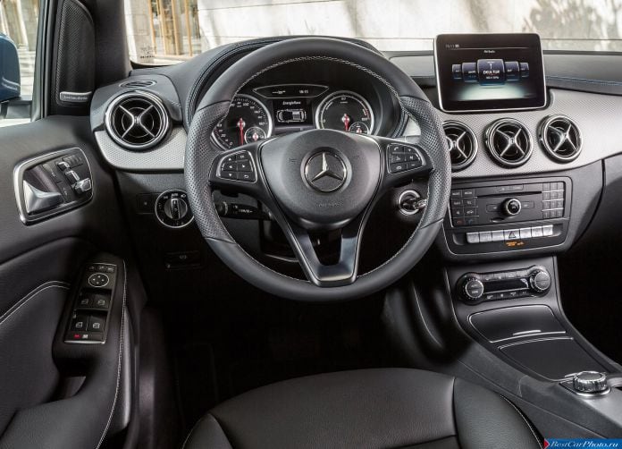 2015 Mercedes-Benz B-Class - фотография 36 из 45 2015 Mercedes-Benz B-Class - фотография 36 из 45