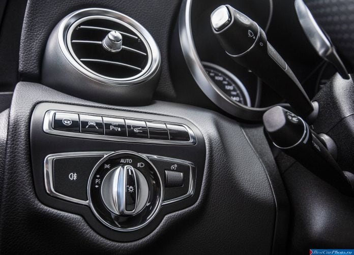 2015 Mercedes-Benz C-Class US-Version - фотография 110 из 141 2015 Mercedes-Benz C-Class US-Version - фотография 110 из 141