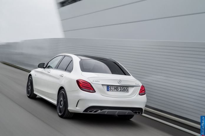 2015 Mercedes-Benz C450 AMG 4Matic - фотография 9 из 31