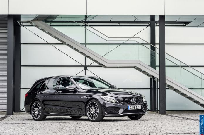 2015 Mercedes-Benz C450 AMG 4Matic Estate - фотография 4 из 27 2015 Mercedes-Benz C450 AMG 4Matic Estate - фотография 4 из 27