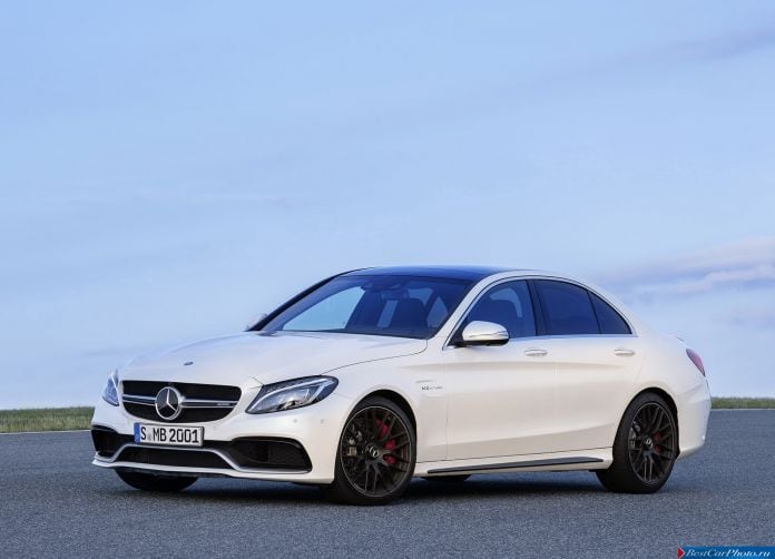 2015 Mercedes-Benz C63 AMG - фотография 1 из 17