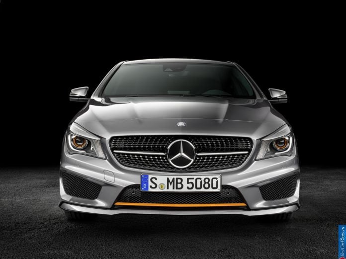 2015 Mercedes-Benz CLA Shooting Brake - фотография 6 из 23 2015 Mercedes-Benz CLA Shooting Brake - фотография 6 из 23