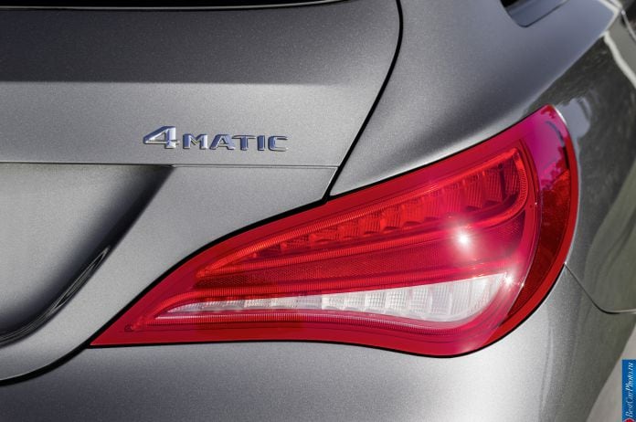 2015 Mercedes-Benz CLA Shooting Brake - фотография 15 из 23