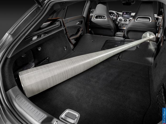 2015 Mercedes-Benz CLA Shooting Brake - фотография 17 из 23