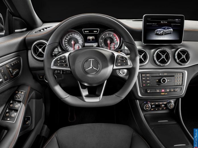 2015 Mercedes-Benz CLA Shooting Brake - фотография 23 из 23