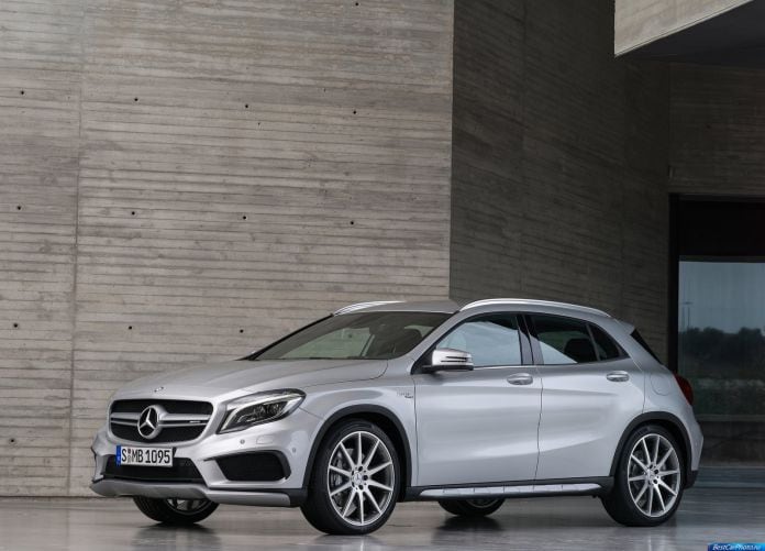 2015 Mercedes-Benz GLA 45 AMG - фотография 10 из 35 2015 Mercedes-Benz GLA 45 AMG - фотография 10 из 35