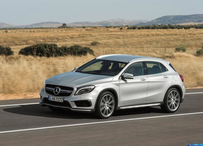 2015 Mercedes-Benz GLA 45 AMG - фотография 12 из 35 2015 Mercedes-Benz GLA 45 AMG - фотография 12 из 35