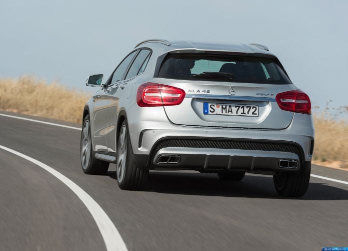 2015 Mercedes-Benz GLA 45 AMG - фотография 19 из 35 2015 Mercedes-Benz GLA 45 AMG - фотография 19 из 35