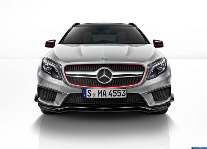 2015 Mercedes-Benz GLA 45 AMG - фотография 27 из 35 2015 Mercedes-Benz GLA 45 AMG - фотография 27 из 35