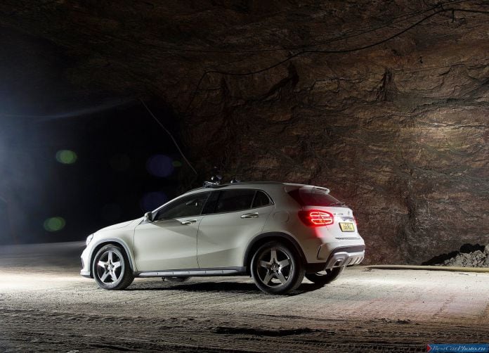 2015 Mercedes-Benz GLA UK Version - фотография 96 из 143