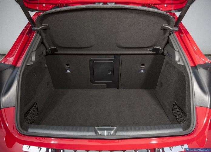 2015 Mercedes-Benz GLA UK Version - фотография 120 из 143 2015 Mercedes-Benz GLA UK Version - фотография 120 из 143