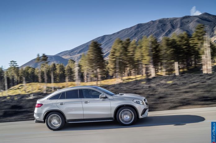 2015 Mercedes-Benz GLE63 AMG Coupe - фотография 21 из 34 2015 Mercedes-Benz GLE63 AMG Coupe - фотография 21 из 34