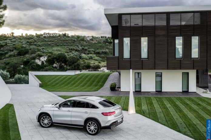2015 Mercedes-Benz GLE63 AMG Coupe - фотография 27 из 34 2015 Mercedes-Benz GLE63 AMG Coupe - фотография 27 из 34