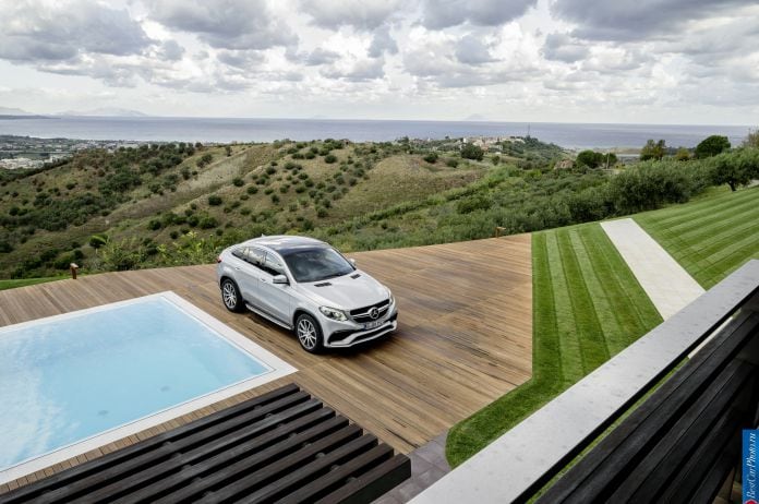 2015 Mercedes-Benz GLE63 AMG Coupe - фотография 29 из 34 2015 Mercedes-Benz GLE63 AMG Coupe - фотография 29 из 34