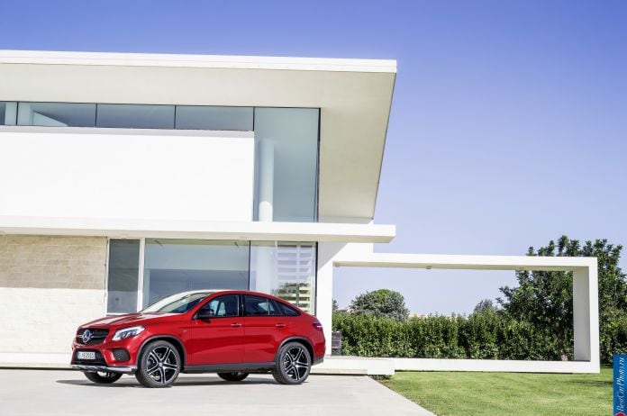2015 Mercedes-Benz GLE 450 AMG Sport - фотография 5 из 26 2015 Mercedes-Benz GLE 450 AMG Sport - фотография 5 из 26