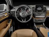 mercedes-benz_2015_gle_coupe_005.jpg