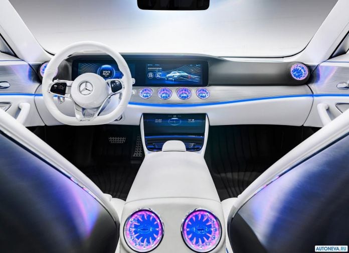 2015 Mercedes-Benz IAA Concept - фотография 56 из 77 2015 Mercedes-Benz IAA Concept - фотография 56 из 77