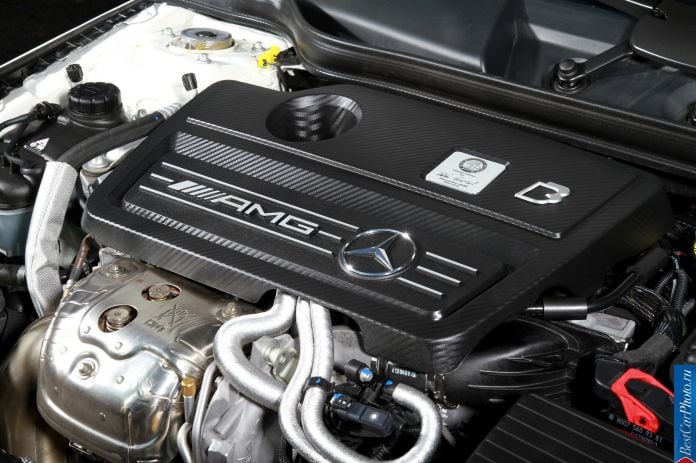 2015 Mercedes-Benz CLA45 AMG - фотография 5 из 8