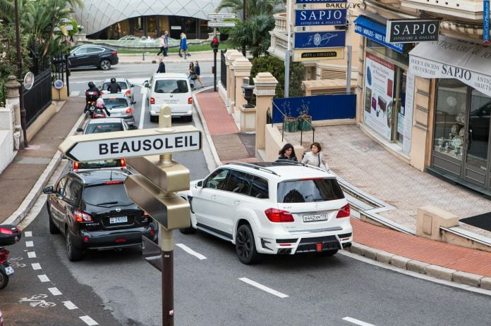 2015 Mercedes-Benz GL 63 AMG Black Crystal Larte-Design - фотография 52 из 86 2015 Mercedes-Benz GL 63 AMG Black Crystal Larte-Design - фотография 52 из 86