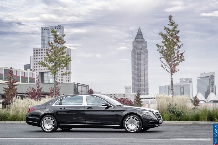 2015 Mercedes-Benz S-Class Maybach - фотография 17 из 49 2015 Mercedes-Benz S-Class Maybach - фотография 17 из 49