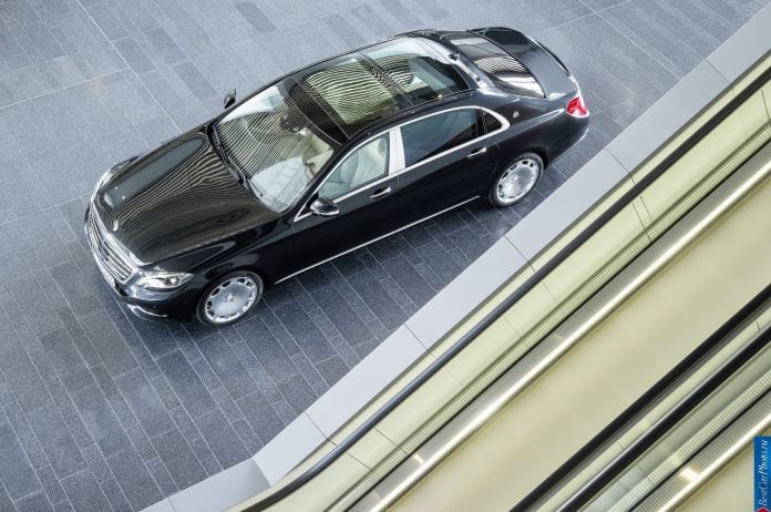 2015 Mercedes-Benz S-Class Maybach - фотография 20 из 49