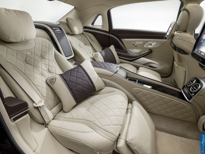 2015 Mercedes-Benz S-Class Maybach - фотография 32 из 49