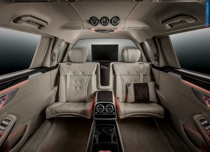 2015 Mercedes-Benz S600 Maybach Pullman - фотография 16 из 18