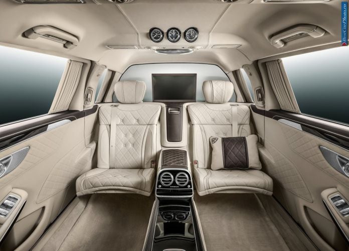 2015 Mercedes-Benz S600 Maybach Pullman - фотография 17 из 18 2015 Mercedes-Benz S600 Maybach Pullman - фотография 17 из 18