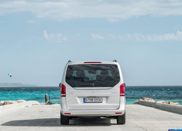 2014 Mercedes-Benz V-Class - фотография 26 из 43 2014 Mercedes-Benz V-Class - фотография 26 из 43