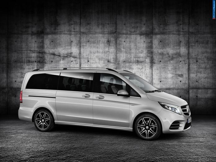 2015 Mercedes-Benz V-Class AMG Line - фотография 2 из 11 2015 Mercedes-Benz V-Class AMG Line - фотография 2 из 11