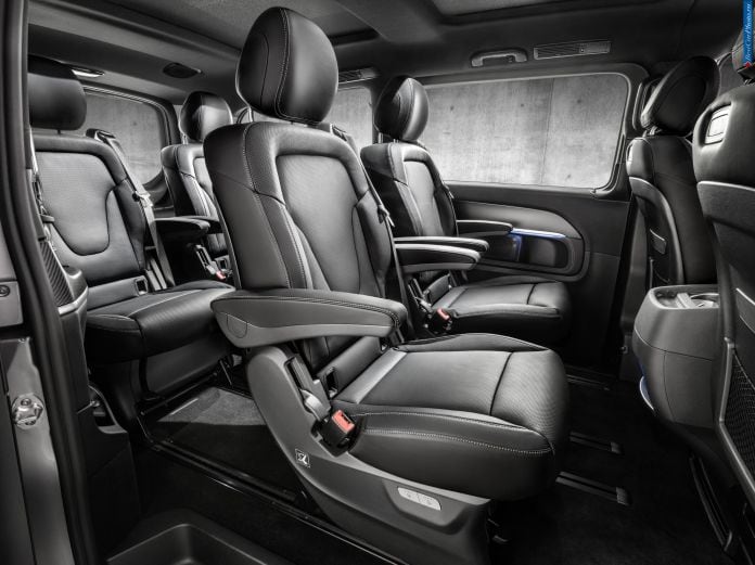 2015 Mercedes-Benz V-Class AMG Line - фотография 8 из 11 2015 Mercedes-Benz V-Class AMG Line - фотография 8 из 11