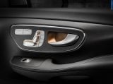 mercedes-benz_2015_v-class_amg_line_010.jpg