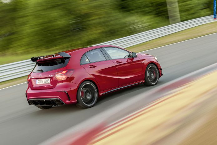 2016 Mercedes-Benz A45 AMG - фотография 7 из 15 2016 Mercedes-Benz A45 AMG - фотография 7 из 15