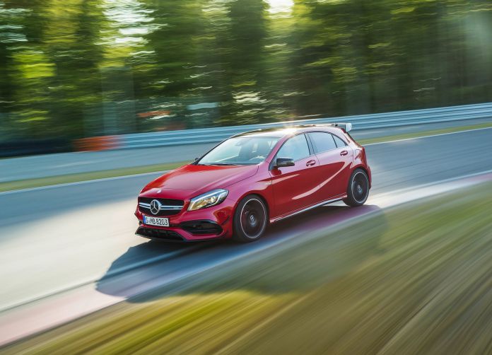2016 Mercedes-Benz A45 AMG 4matic - фотография 7 из 55 2016 Mercedes-Benz A45 AMG 4matic - фотография 7 из 55