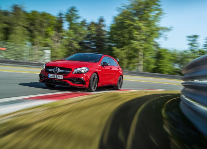 2016 Mercedes-Benz A45 AMG 4matic - фотография 8 из 55 2016 Mercedes-Benz A45 AMG 4matic - фотография 8 из 55