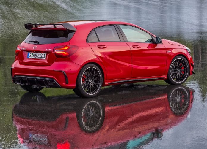 2016 Mercedes-Benz A45 AMG 4matic - фотография 13 из 55