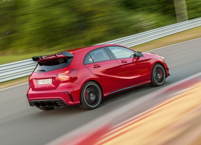 2016 Mercedes-Benz A45 AMG 4matic - фотография 17 из 55 2016 Mercedes-Benz A45 AMG 4matic - фотография 17 из 55