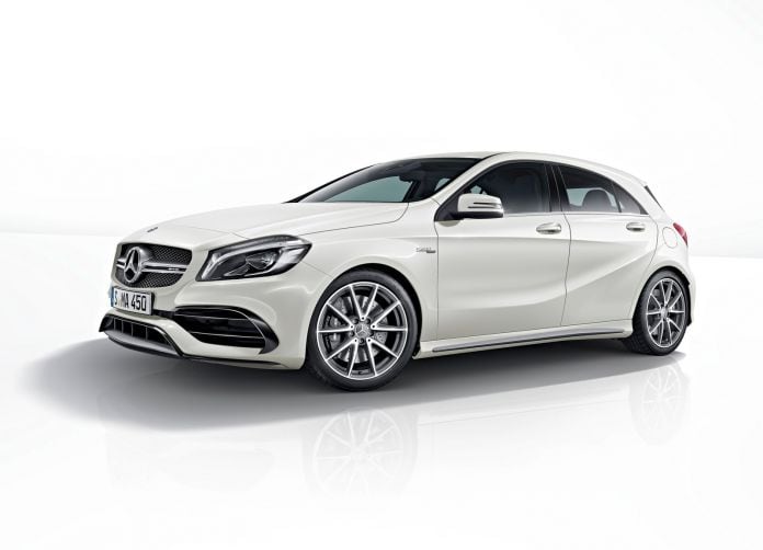 2016 Mercedes-Benz A45 AMG 4matic - фотография 23 из 55 2016 Mercedes-Benz A45 AMG 4matic - фотография 23 из 55
