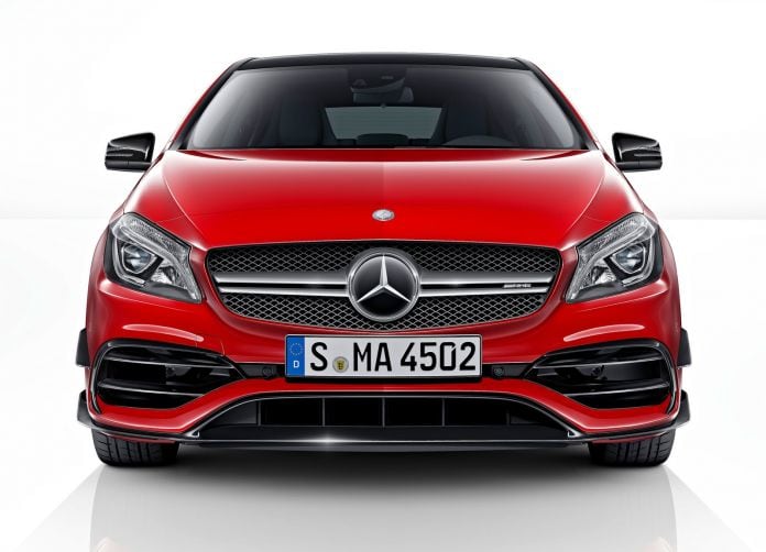 2016 Mercedes-Benz A45 AMG 4matic - фотография 32 из 55 2016 Mercedes-Benz A45 AMG 4matic - фотография 32 из 55