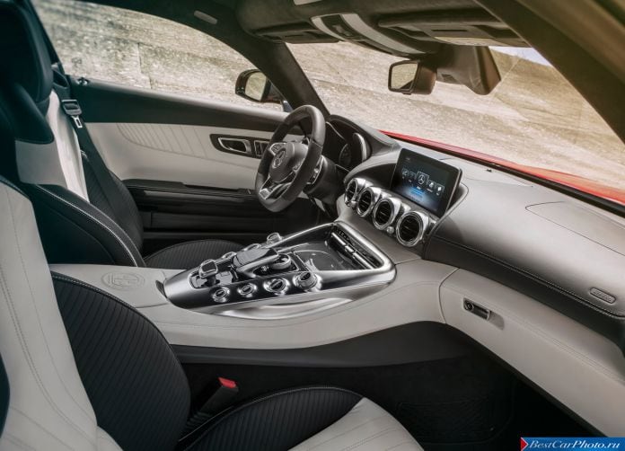 2016 Mercedes-Benz AMG GT - фотография 20 из 75 2016 Mercedes-Benz AMG GT - фотография 20 из 75