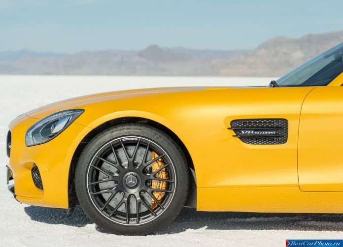 2016 Mercedes-Benz AMG GT - фотография 33 из 75 2016 Mercedes-Benz AMG GT - фотография 33 из 75