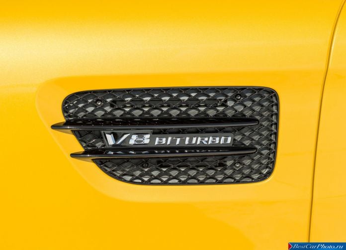 2016 Mercedes-Benz AMG GT - фотография 36 из 75