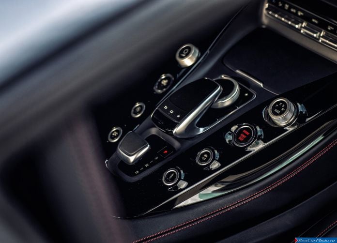 2016 Mercedes-benz AMG GT S UK Version - фотография 89 из 130