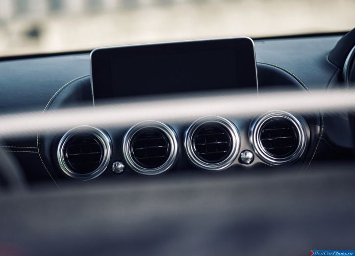 2016 Mercedes-benz AMG GT S UK Version - фотография 104 из 130