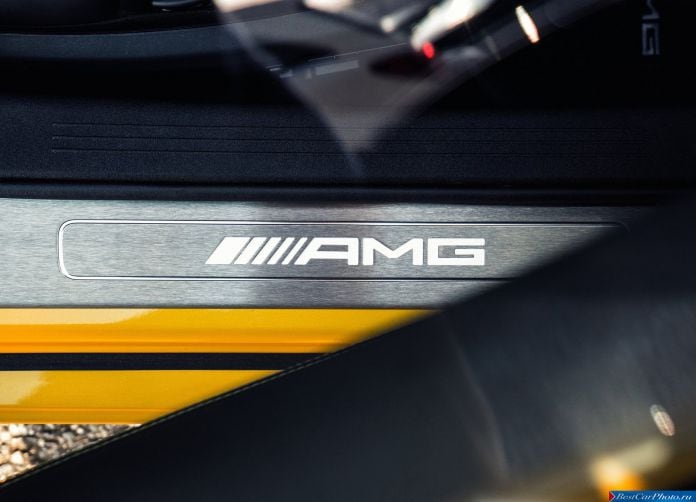 2016 Mercedes-benz AMG GT S UK Version - фотография 109 из 130 2016 Mercedes-benz AMG GT S UK Version - фотография 109 из 130