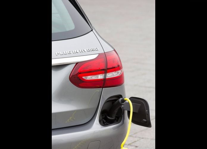 2016  Mercedes-Benz C350 Plug In Hybrid Estate - фотография 10 из 10