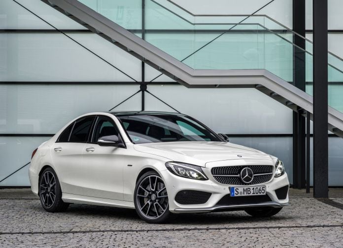 2016 Mercedes-Benz C450 AMG 4matic - фотография 1 из 111