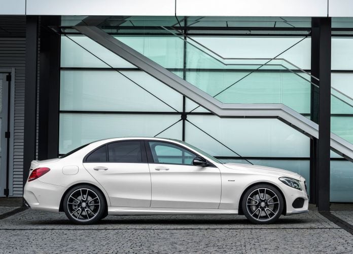 2016 Mercedes-Benz C450 AMG 4matic - фотография 18 из 111 2016 Mercedes-Benz C450 AMG 4matic - фотография 18 из 111