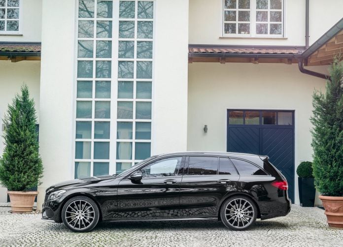 2016 Mercedes-Benz C450 AMG 4matic Estate - фотография 5 из 23 2016 Mercedes-Benz C450 AMG 4matic Estate - фотография 5 из 23